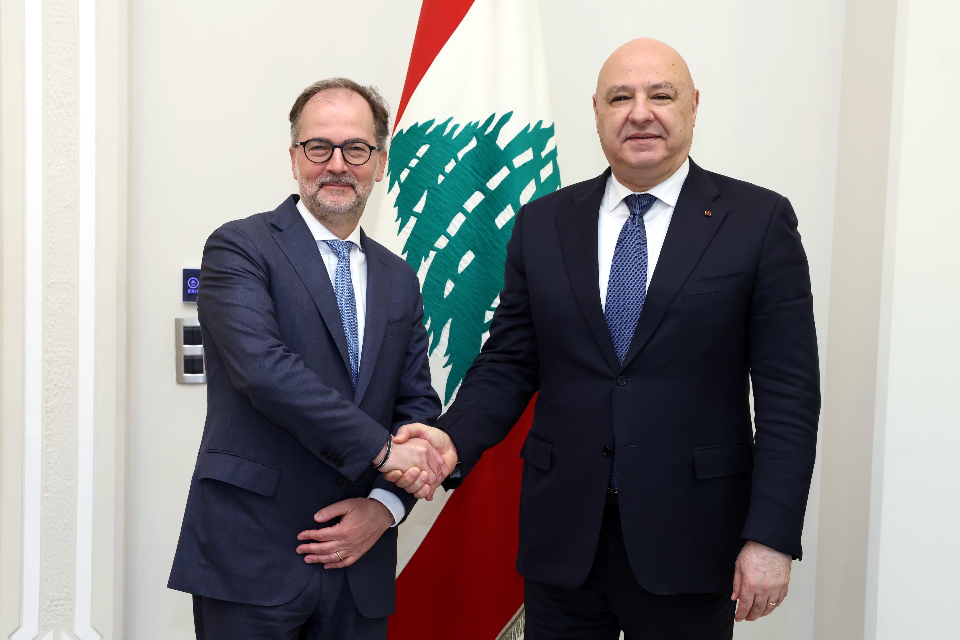 الرئيس عون اطلع من الامين العام لمؤتمر لاهاي للقانون الدولي على نطاق عمل المؤتمر واهمية انضمام لبنان اليه