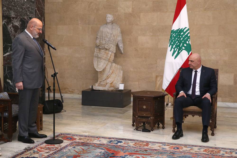 الرئيس عون مستقبلا وفد مجلس التنفيذيين في السعودية: الإغتراب رافعة لبنان ومن حق المغتربين ان يتمثلوا في المجلس النيابي بالطريقة الأفضل