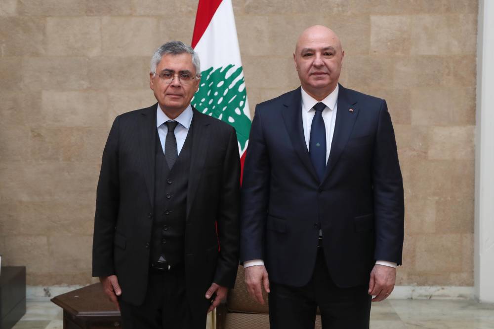 رئيس الجمهورية تسلم اوراق اعتماد سفراء: البرازيل، كوبا، ايطاليا، صربيا، النروج، النمسا، تركيا والجزائر