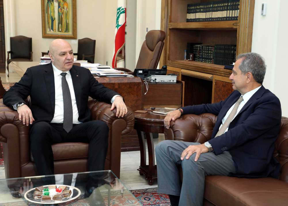 الرئيس عون بحث مع وزير الطاقة في الاقتراح القبرصي  بمد كابل بحري لتزويد لبنان بالكهرباء