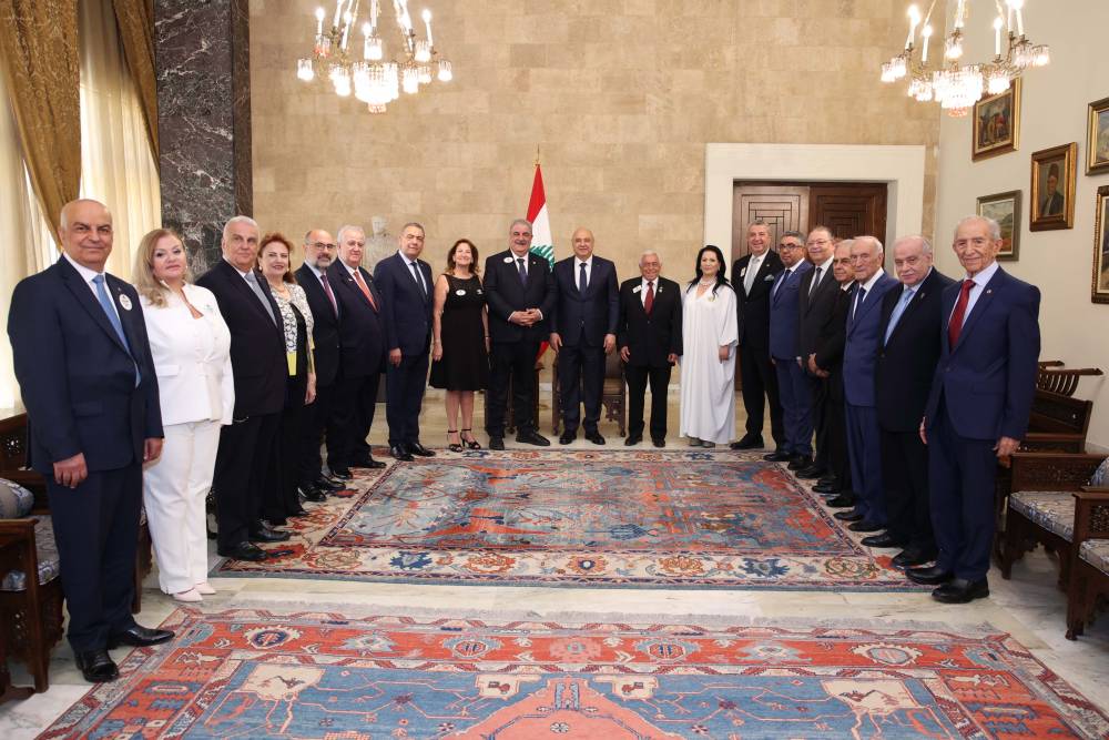 الرئيس عون استقبل وفد جمعية اندية الليونز الدولية منطقة 351:  المسؤولية لخدمة المواطنين وليس العكس