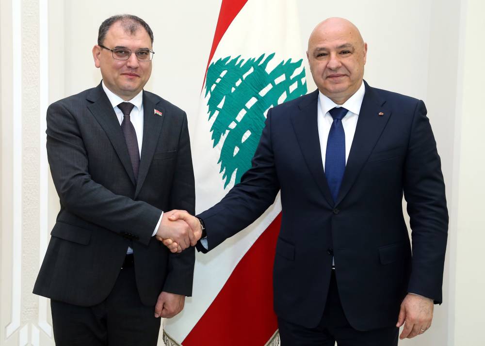 رئيس الجمهورية تلقى دعوة من نظيره البيلاروسي لزيارة بلاده نقلها اليه نائب رئيس مجلس وزراء بيلاروسيا
