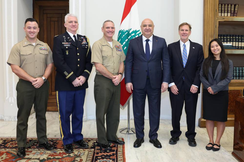 الرئيس عون للرئيس الجديد للجنة الاشراف على وقف الاعمال الحربية: